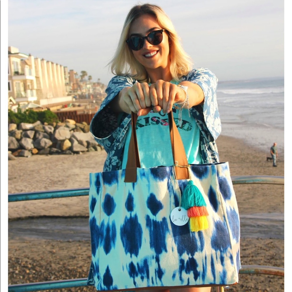 LU + ELLE LAGUNA TOTE BAG BEACH